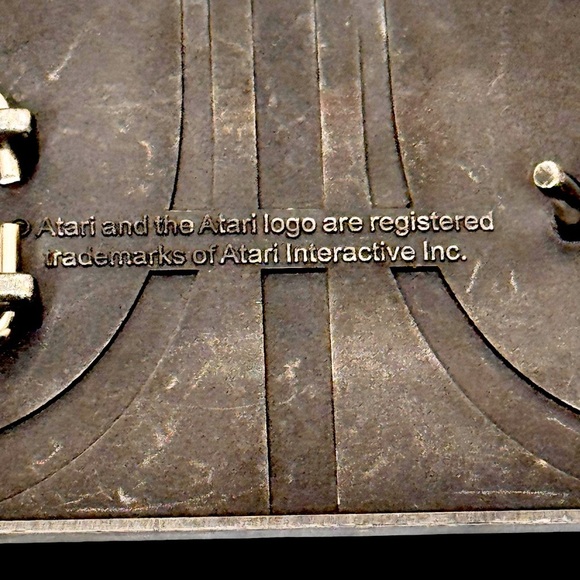 Vintage Atari Belt Buckle,natural patina,Atari trademark engraved on the back - Picture 3 of 3
